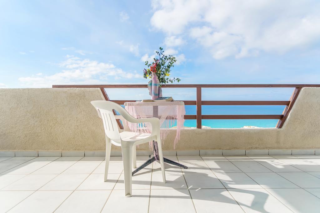 Yiannis Ηotel Foiníkion Extérieur photo