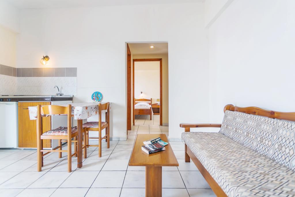 Yiannis Ηotel Foiníkion Extérieur photo
